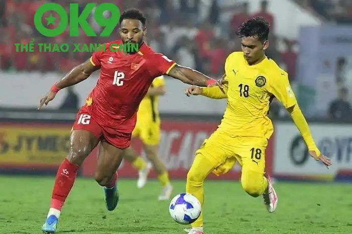 Zakaria Rahim còn chỉ ra ba cầu thủ ĐT Việt Nam mà Malaysia cần đặc biệt đề phòng gồm Nguyễn Xuân Son, Nguyễn Quang Hải và Nguyễn Hoàng Đức. Zakaria Rahim còn chỉ ra ba cầu thủ ĐT Việt Nam mà Malaysia cần đặc biệt đề phòng gồm Nguyễn Xuân Son, Nguyễn Quang Hải và Nguyễn Hoàng Đức.